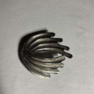 Vintage Faux Silver brooch.